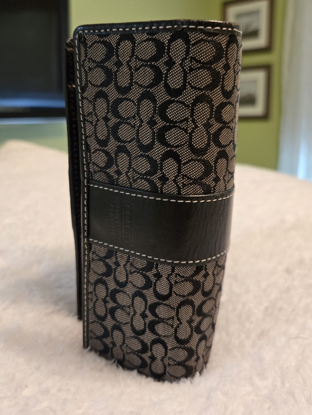 Coach Black Leather, Signature Jacquard Fabric Wallet, Trifold Snap Closure - Picture 7 of 15
